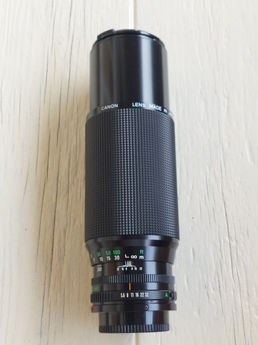 Canon 100 300 5 - f, 5.6