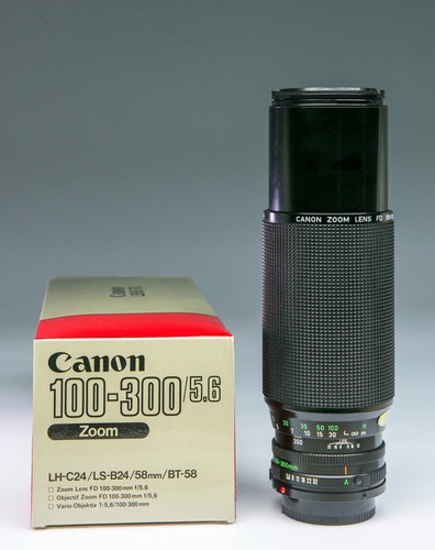 Canon lens 100 - canon, 100-300/5,6